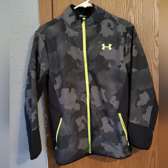 Under Armour winter jacket - Picture 1 of 5
